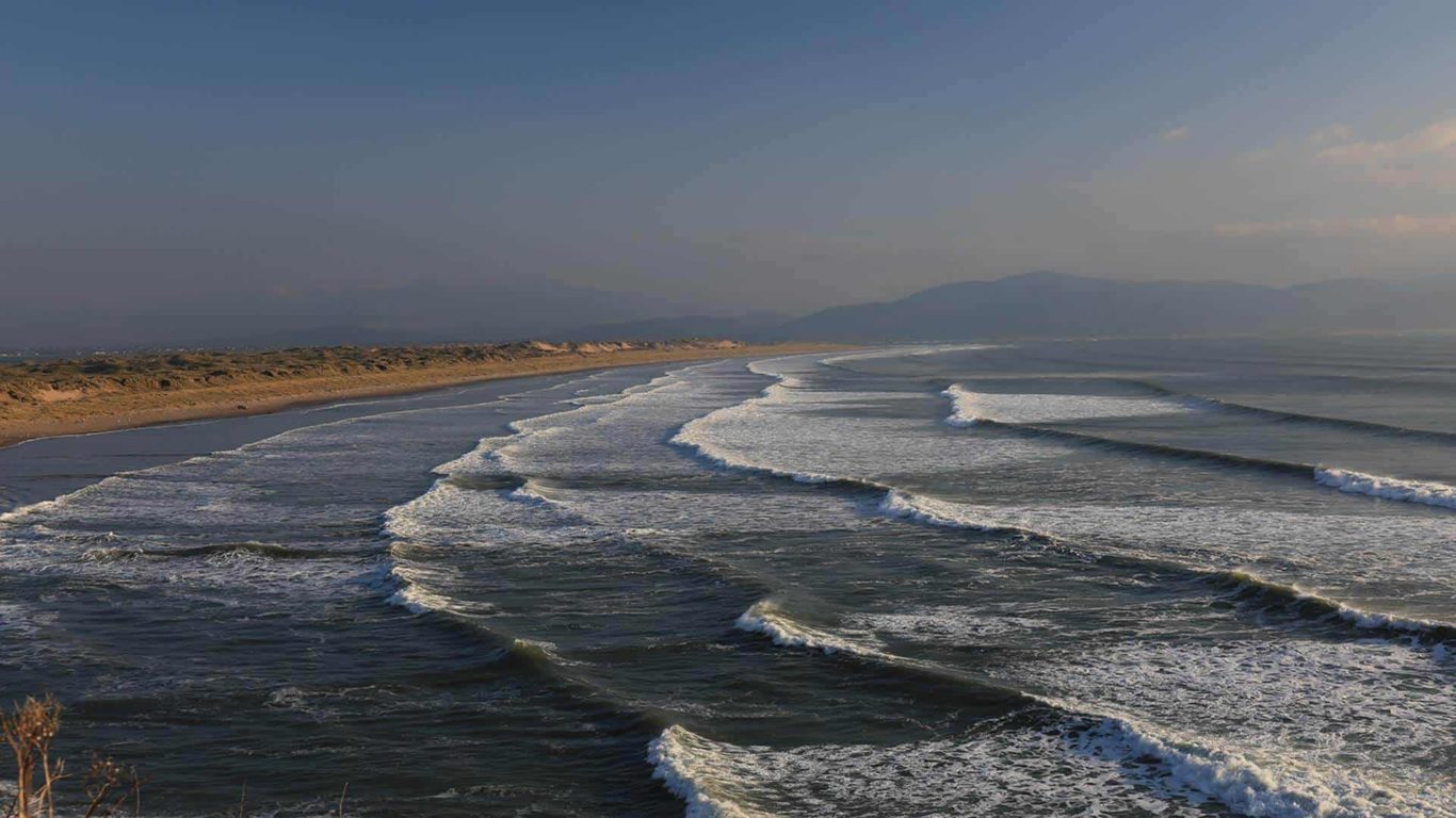 Surfing in Kerry, Ireland Inch Beach House & Cottages